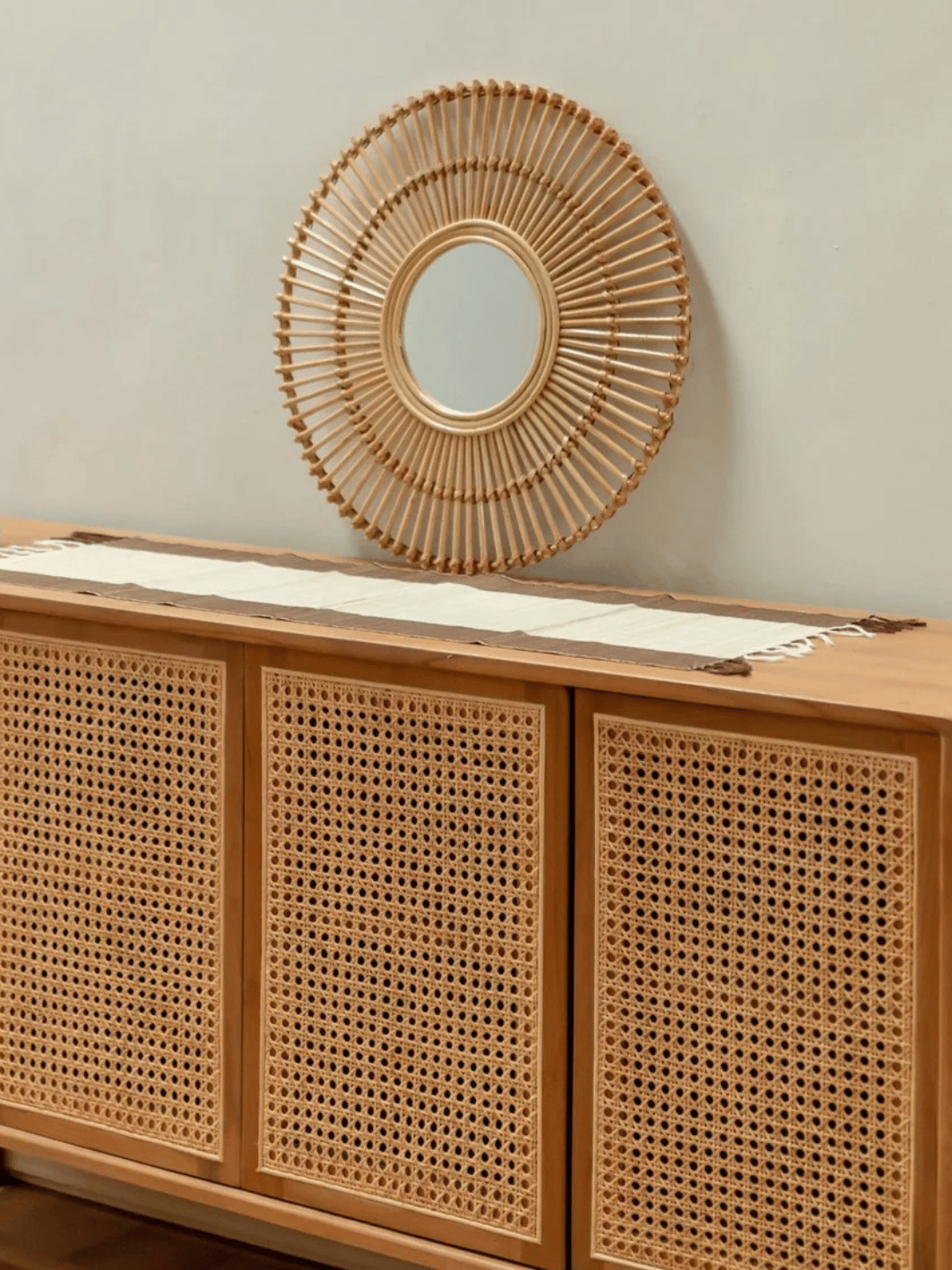 Handgefertigter Boho Wandspiegel BUMI Beige